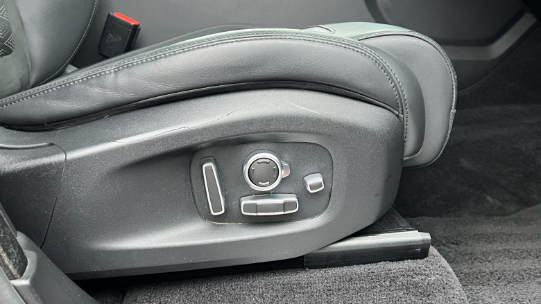 Land Rover Range Rover Sport 5.0 V8 S/C 575 SVR 5dr Auto Petrol Estate